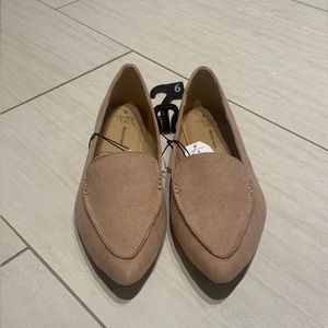 Time and Tru Pale Pink/Nude Flats (Size 6) NWT